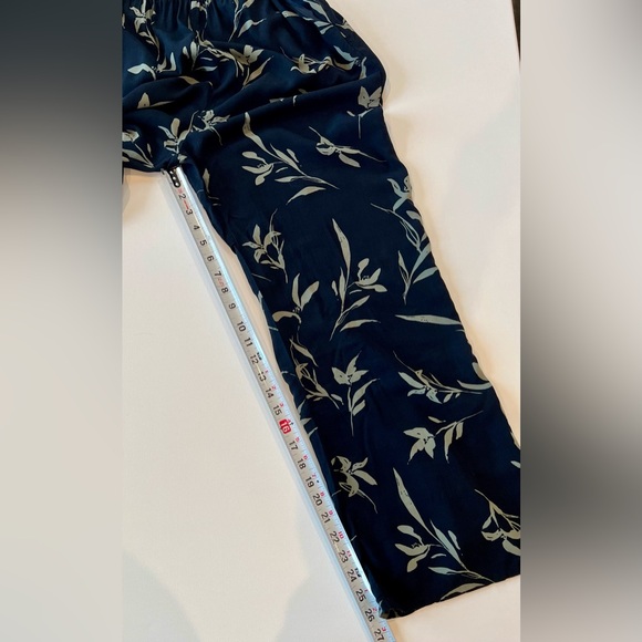 Gap Black Sage Floral Jumpsuit Small Pockets - Picture 4 of 13